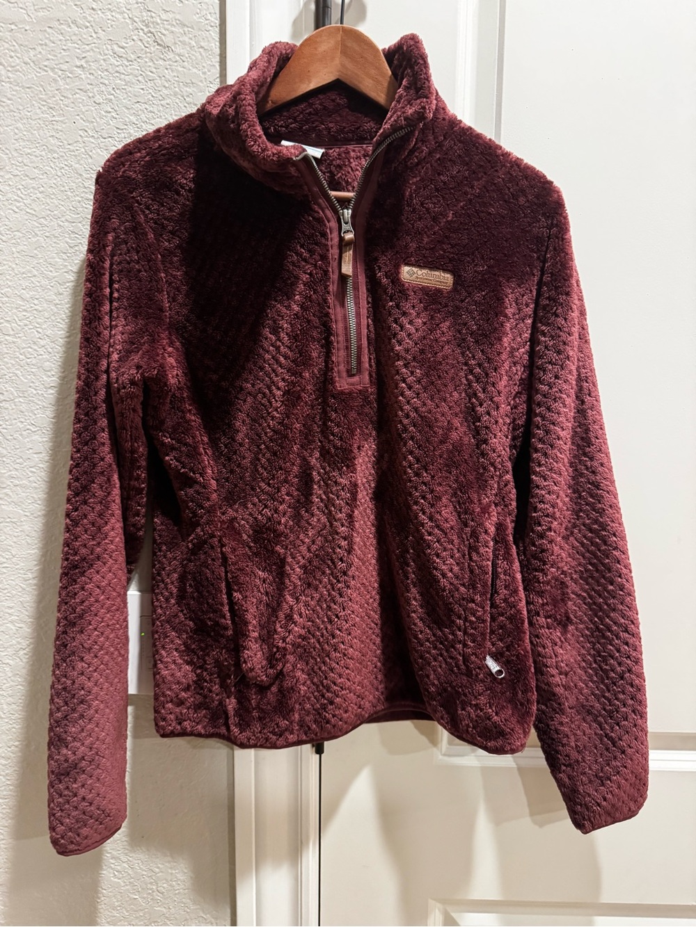 Columbia Women's Plush Quarter-Zip Teddy Jacket - Deep Burgundy